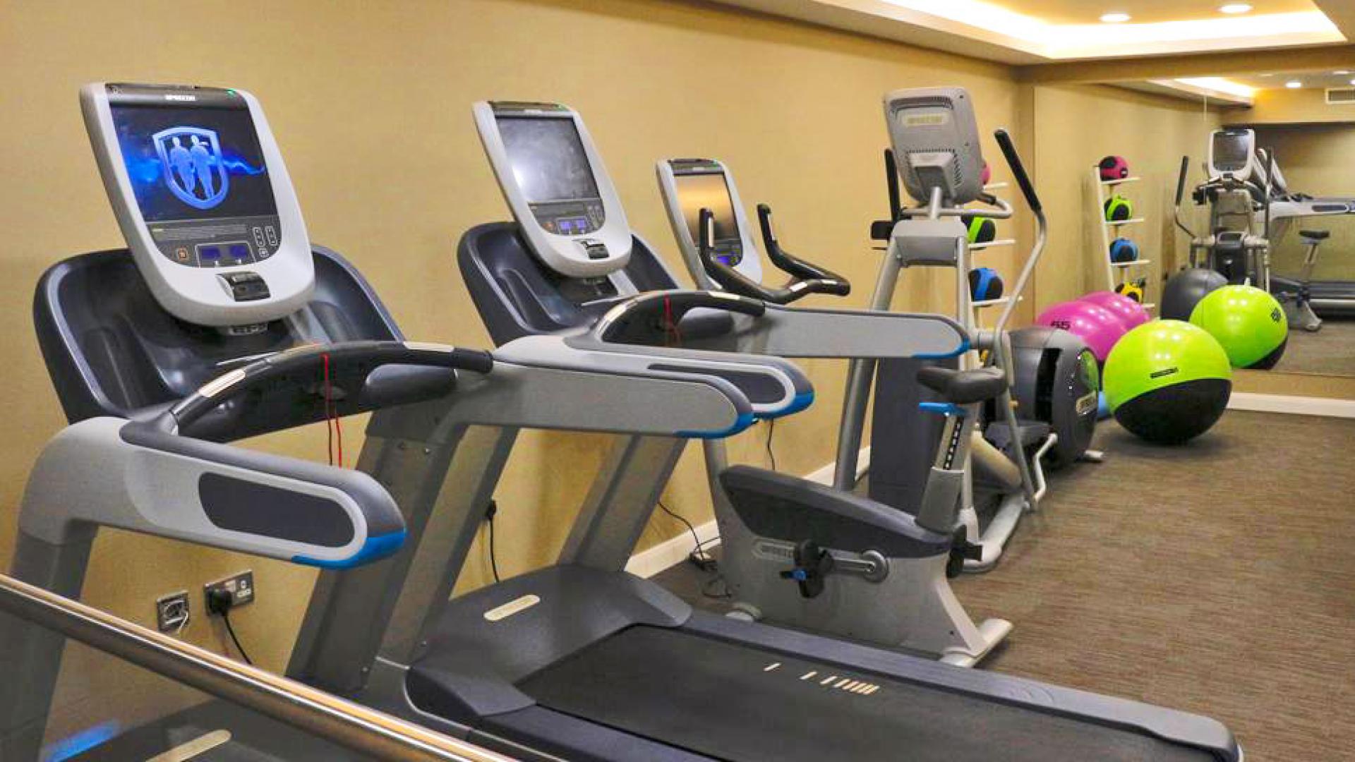 Hotels In Kent With A Gym Donnington Manor Hotel - 